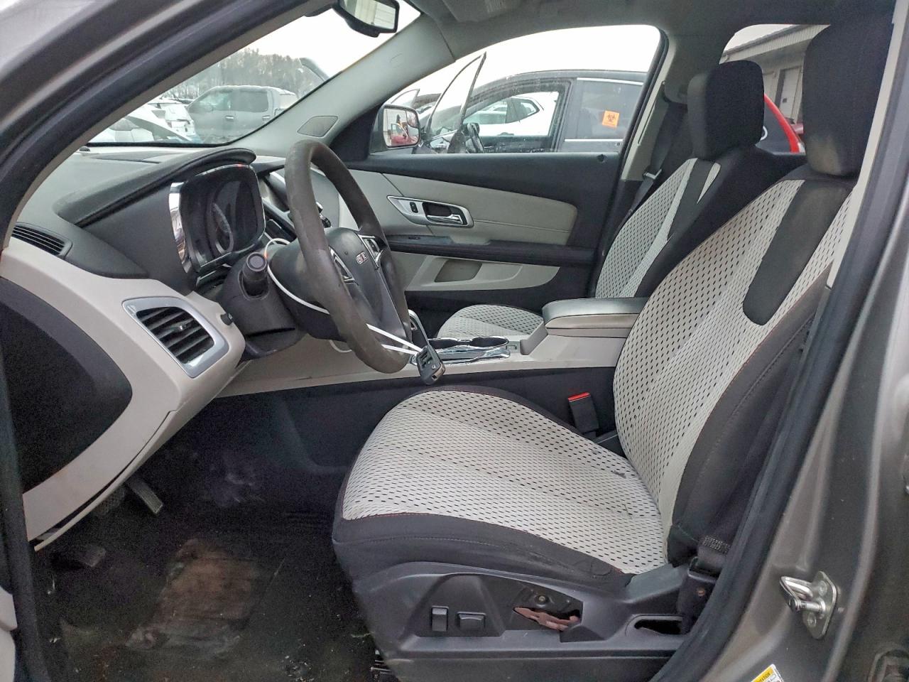 2012 GMC TERRAIN SLE photo 7