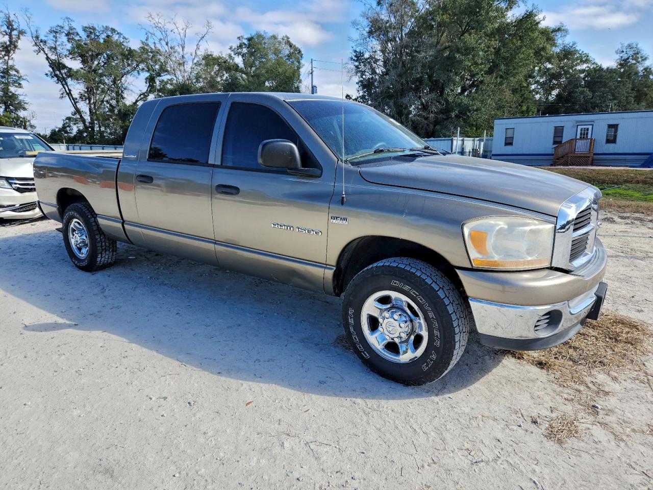 2006 DODGE RAM 1500 photo 4