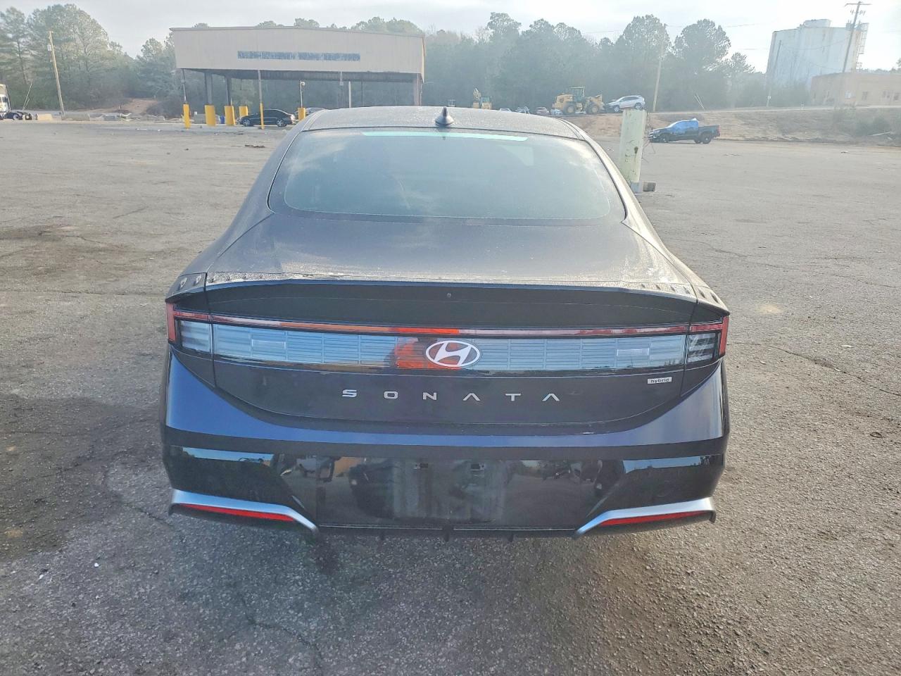 2024 HYUNDAI SONATA HYBRID photo 6