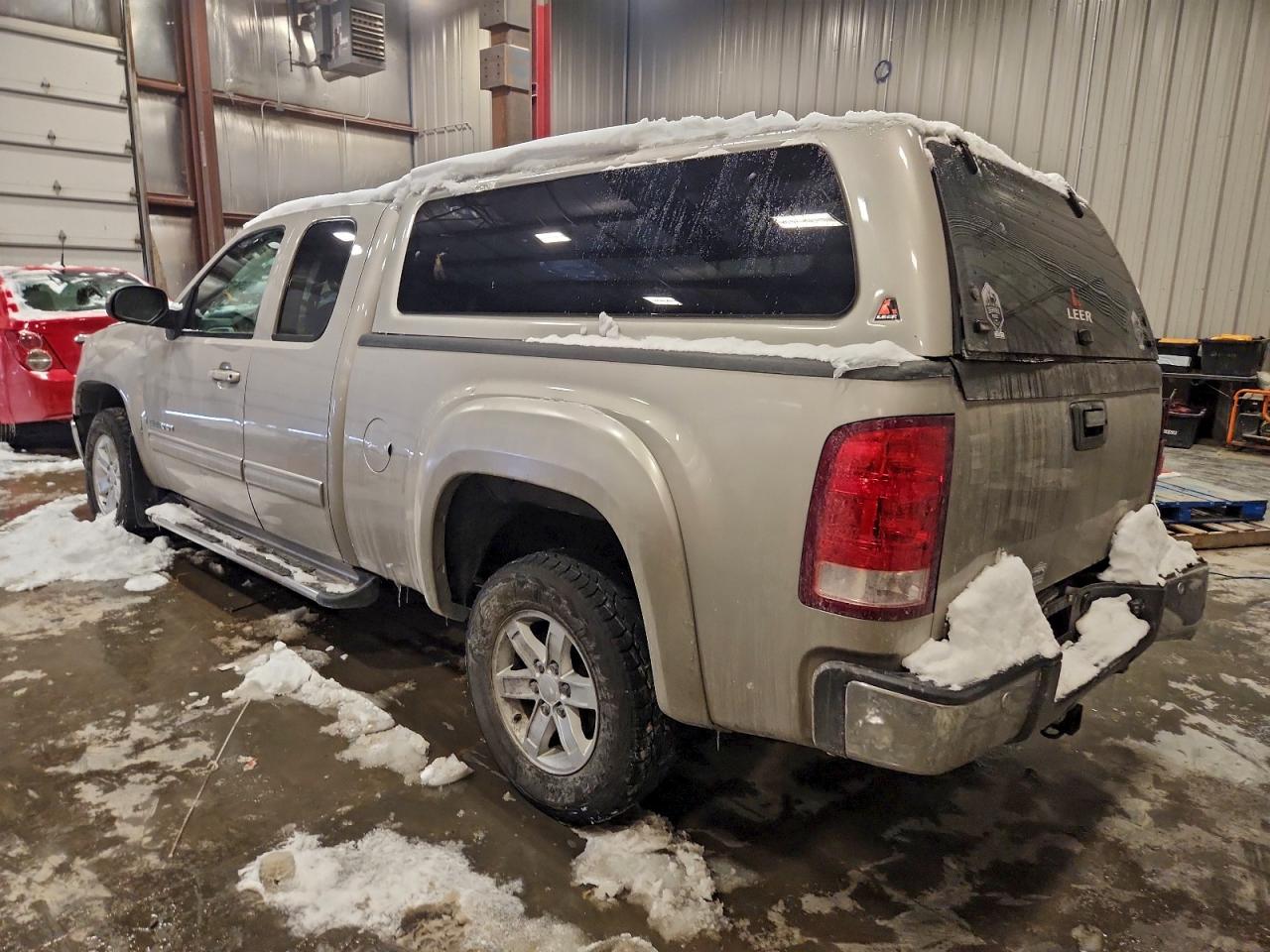 2007 GMC NEW SIERRA C1500 photo 2