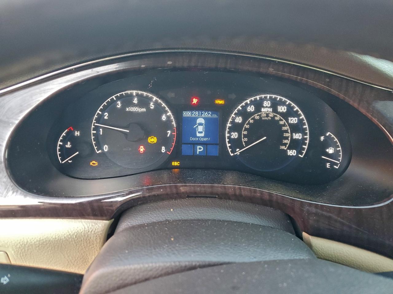 2009 HYUNDAI GENESIS 3.8L photo 9