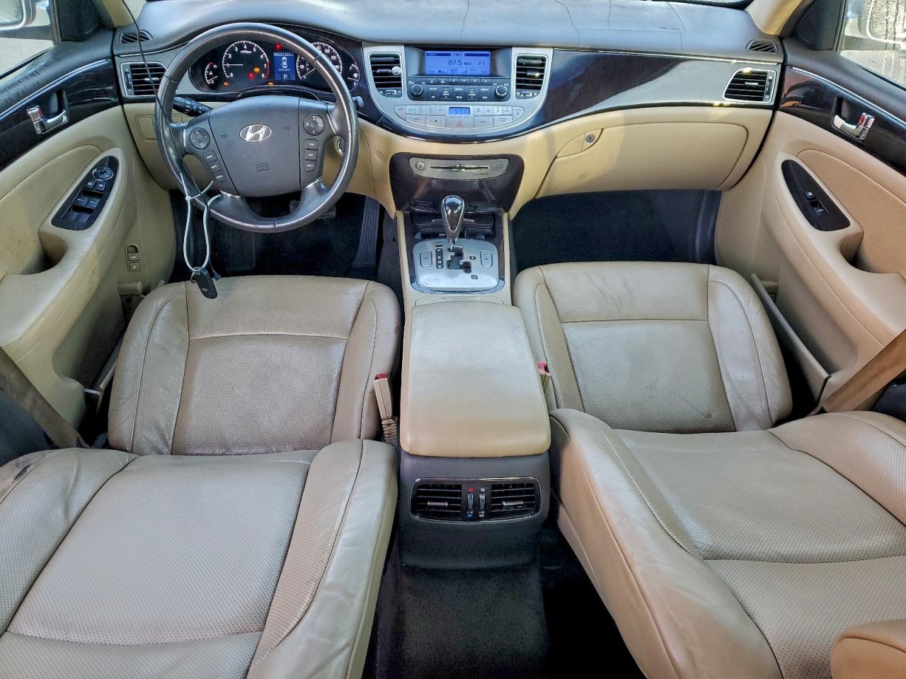 2009 HYUNDAI GENESIS 3.8L photo 8