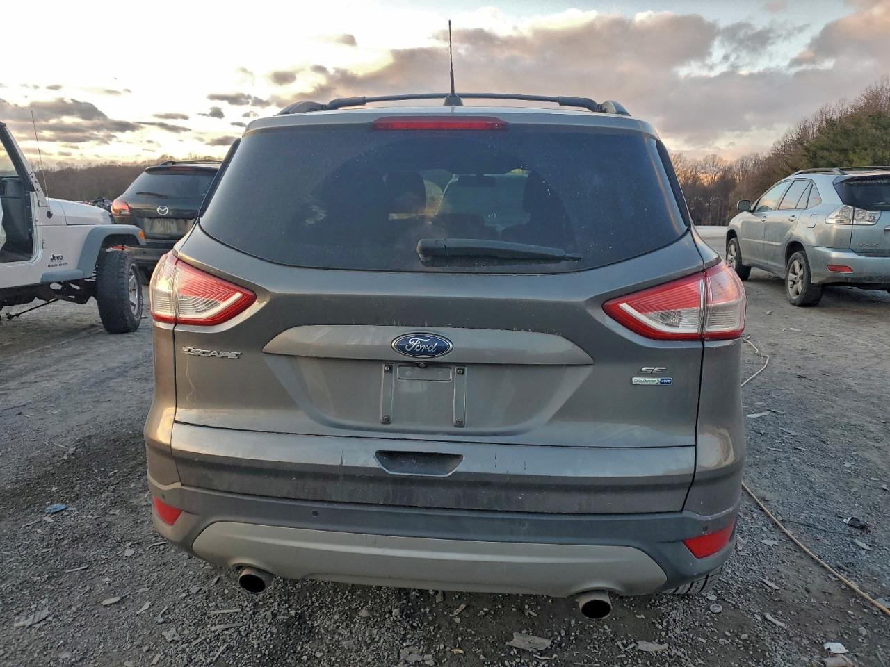 2014 FORD ESCAPE SE photo 6