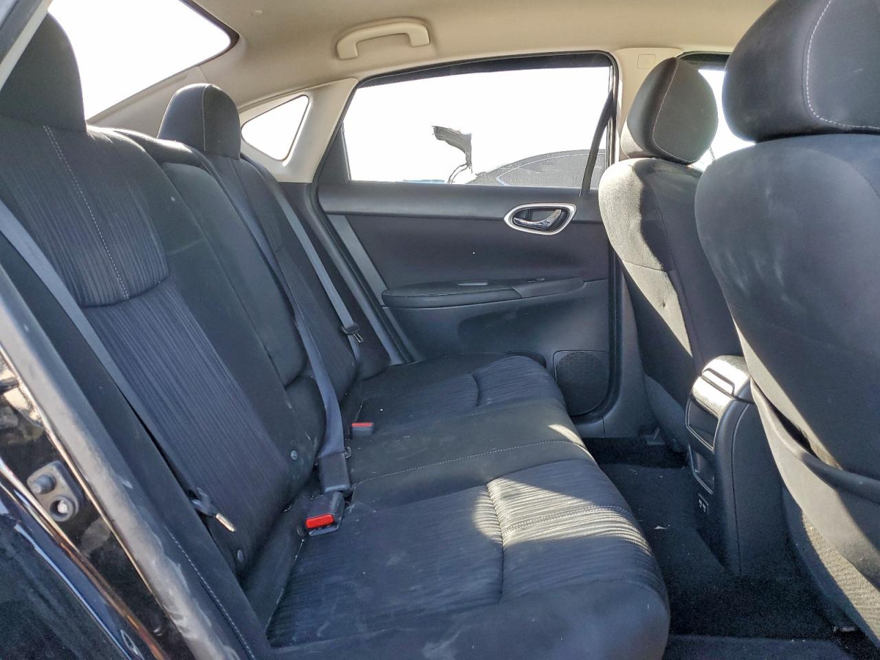 2018 NISSAN SENTRA S photo 10