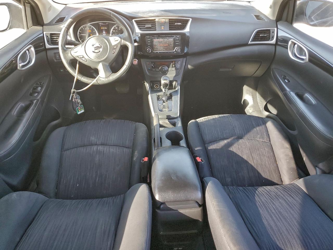 2018 NISSAN SENTRA S photo 8
