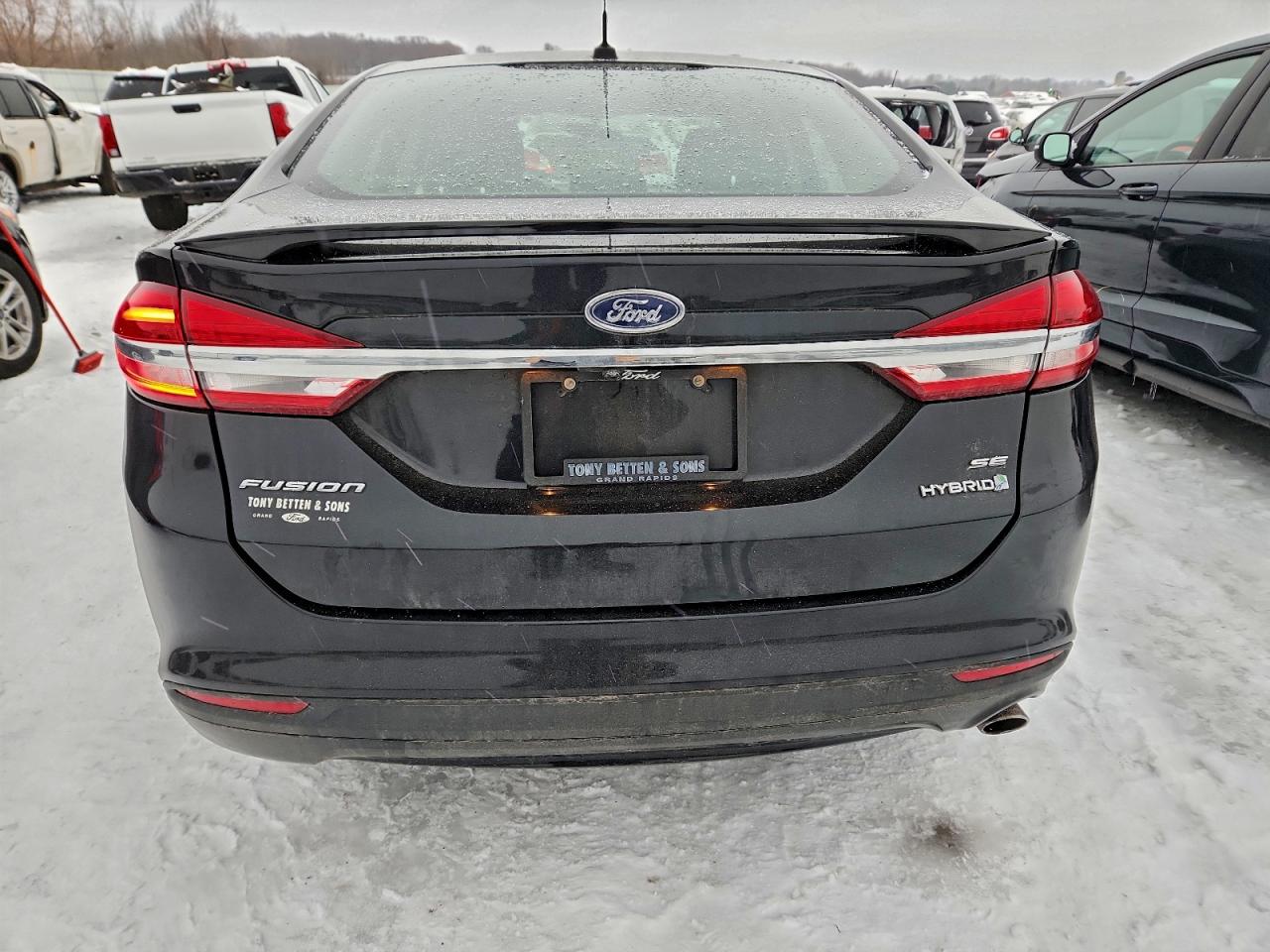 2018 FORD FUSION SE HYBRID photo 6