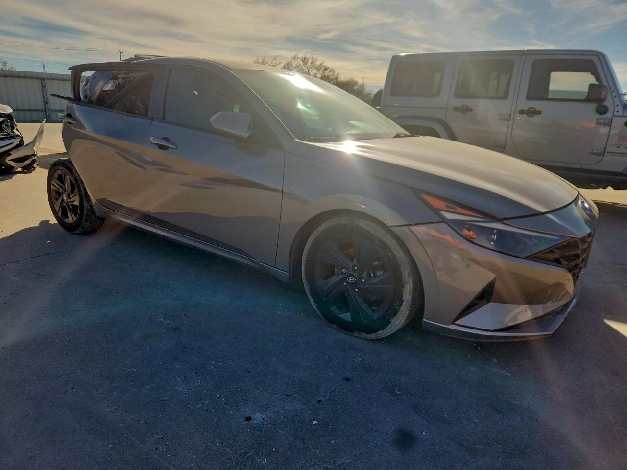 2021 HYUNDAI ELANTRA SEL photo 4