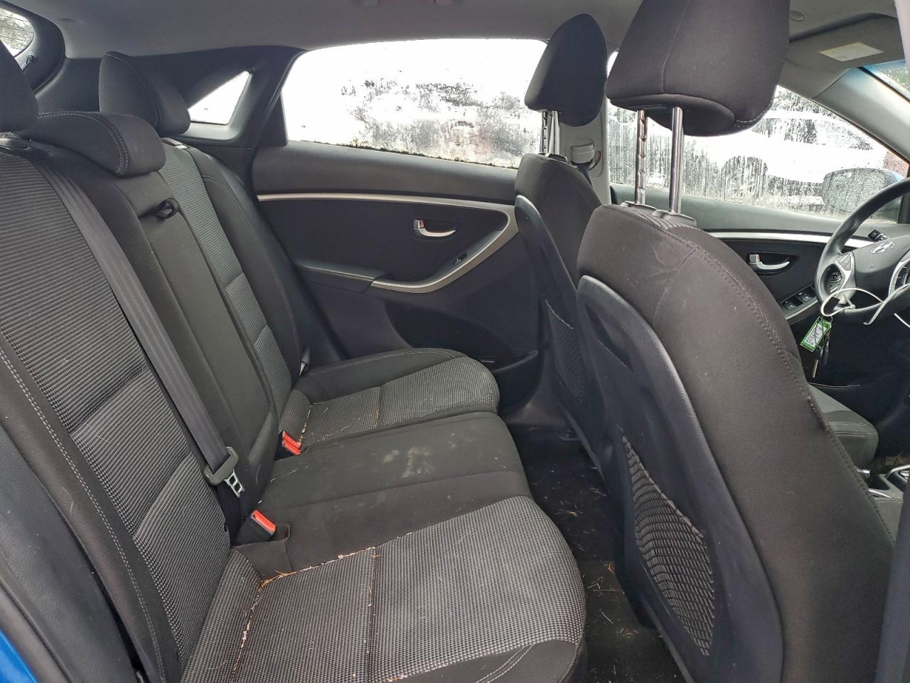 2017 HYUNDAI ELANTRA GT photo 10
