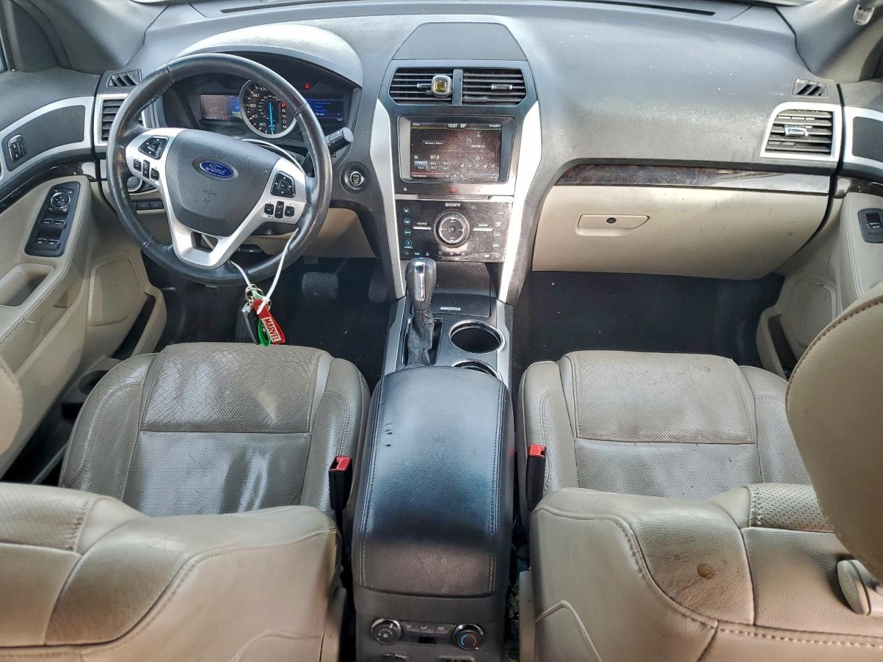 2013 FORD EXPLORER photo 8