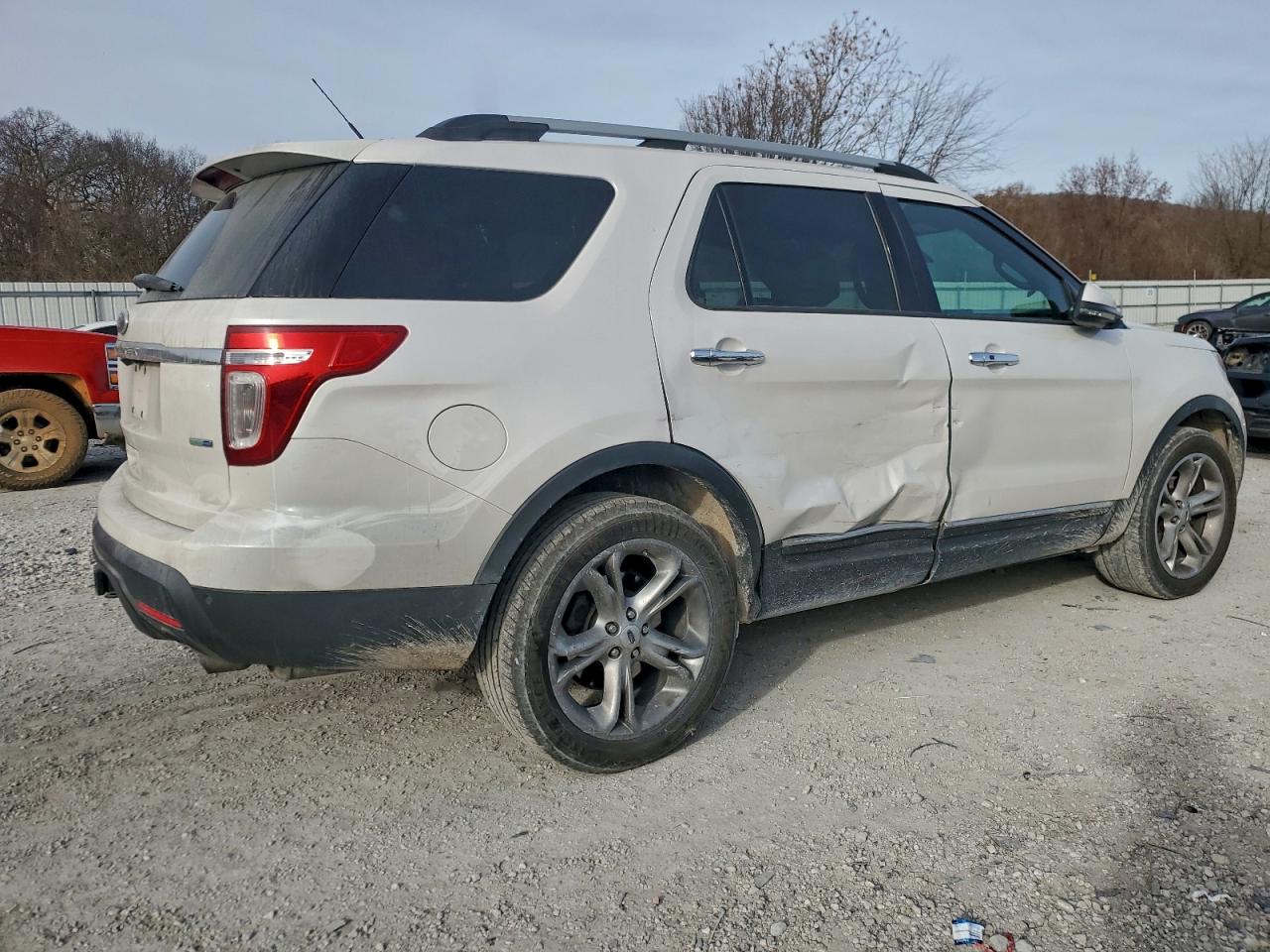 2013 FORD EXPLORER photo 3