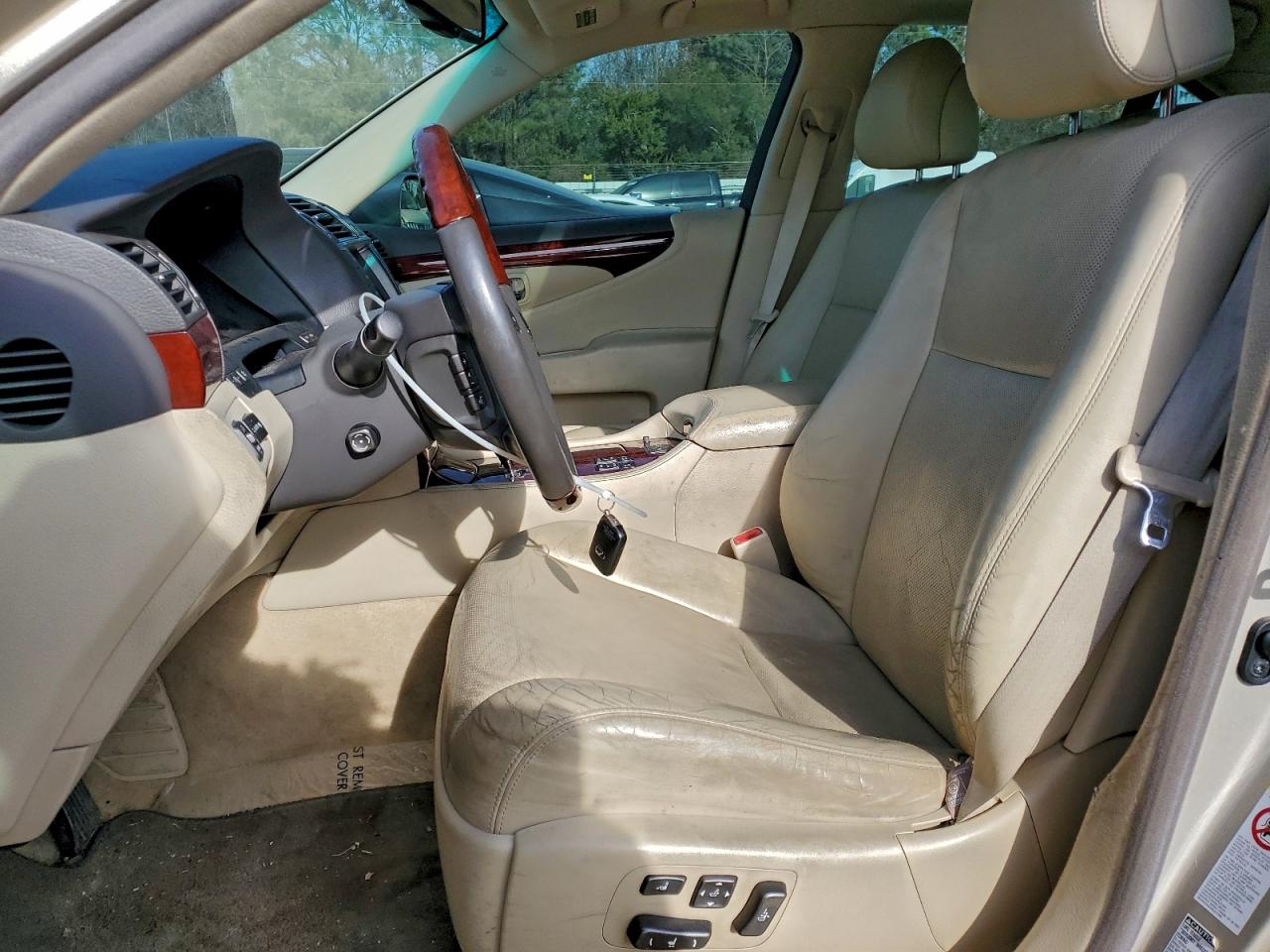 2010 LEXUS LS 460 photo 7