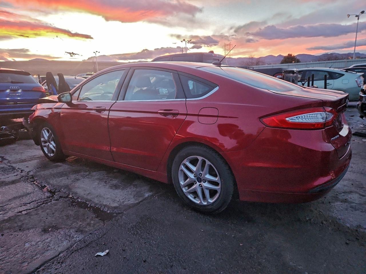 2015 FORD FUSION SE photo 2