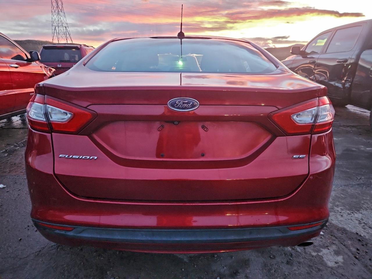 2015 FORD FUSION SE photo 6