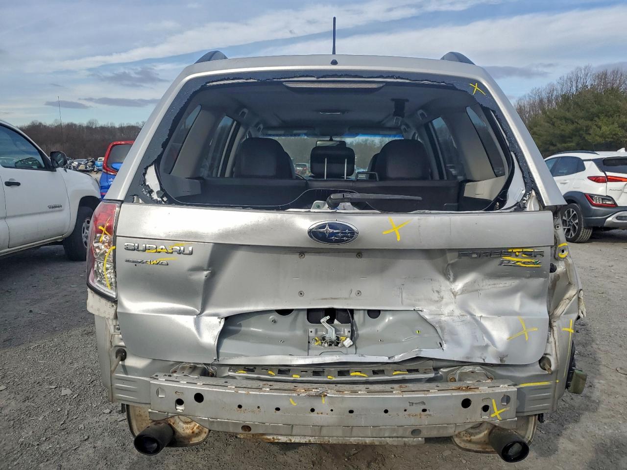 2011 SUBARU FORESTER LIMITED photo 6