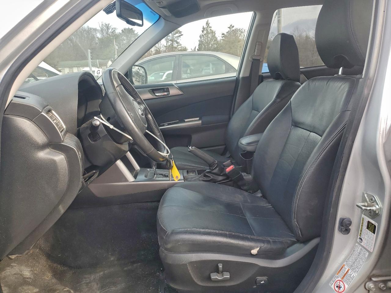 2011 SUBARU FORESTER LIMITED photo 7