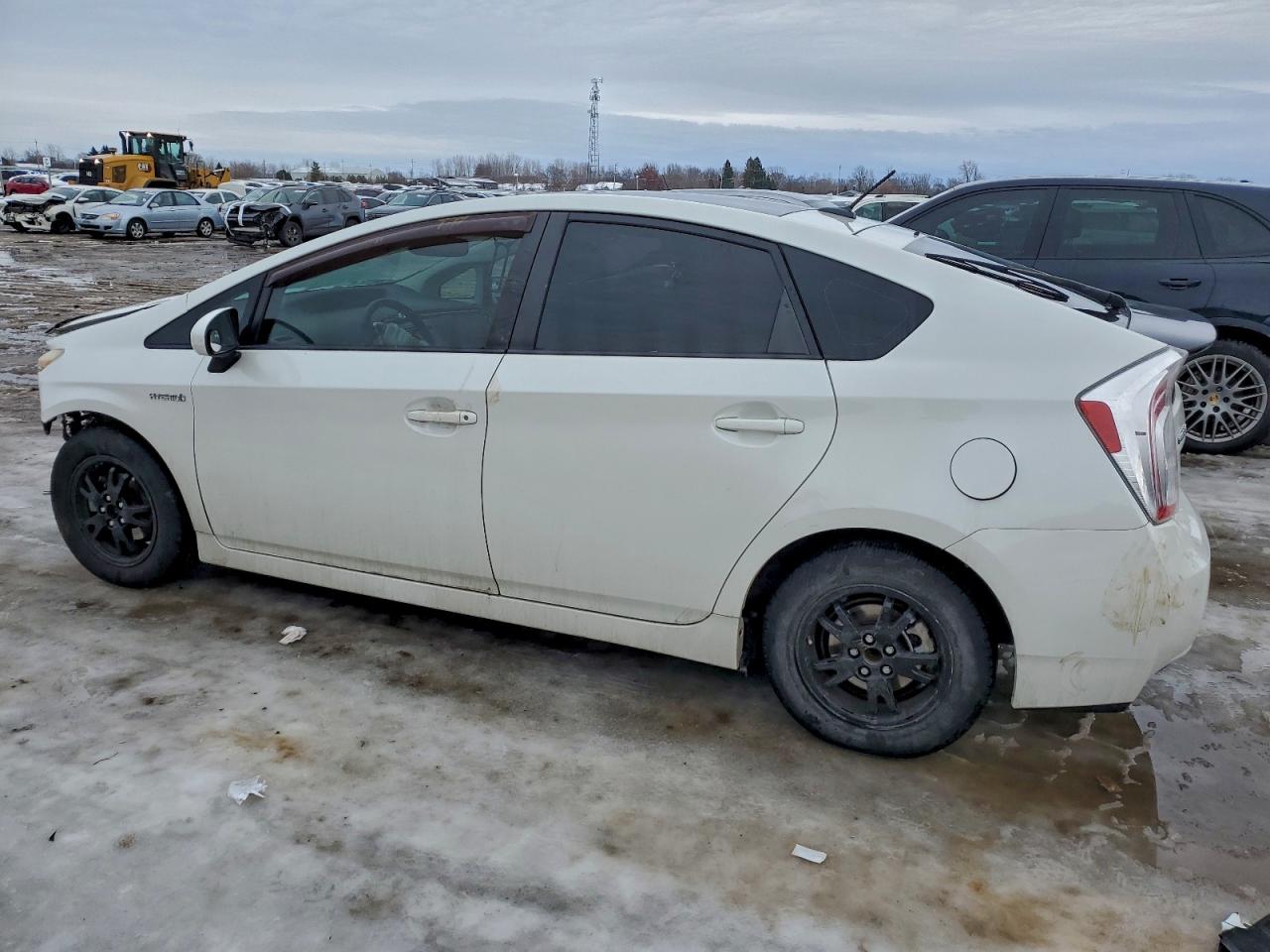 2012 TOYOTA PRIUS photo 2