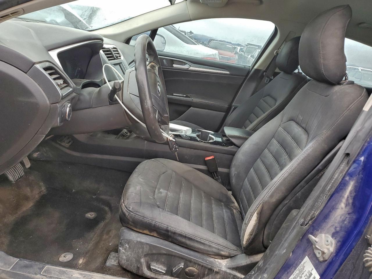 2014 FORD FUSION SE photo 7