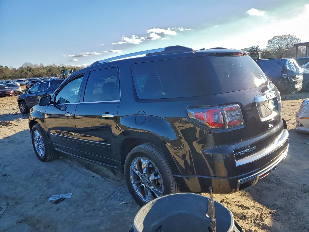 2014 GMC ACADIA DENALI photo 2