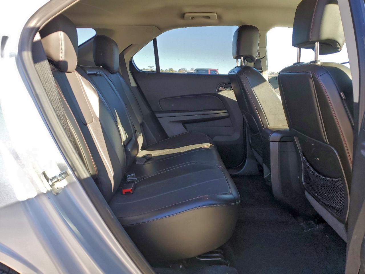 2015 CHEVROLET EQUINOX LT photo 11