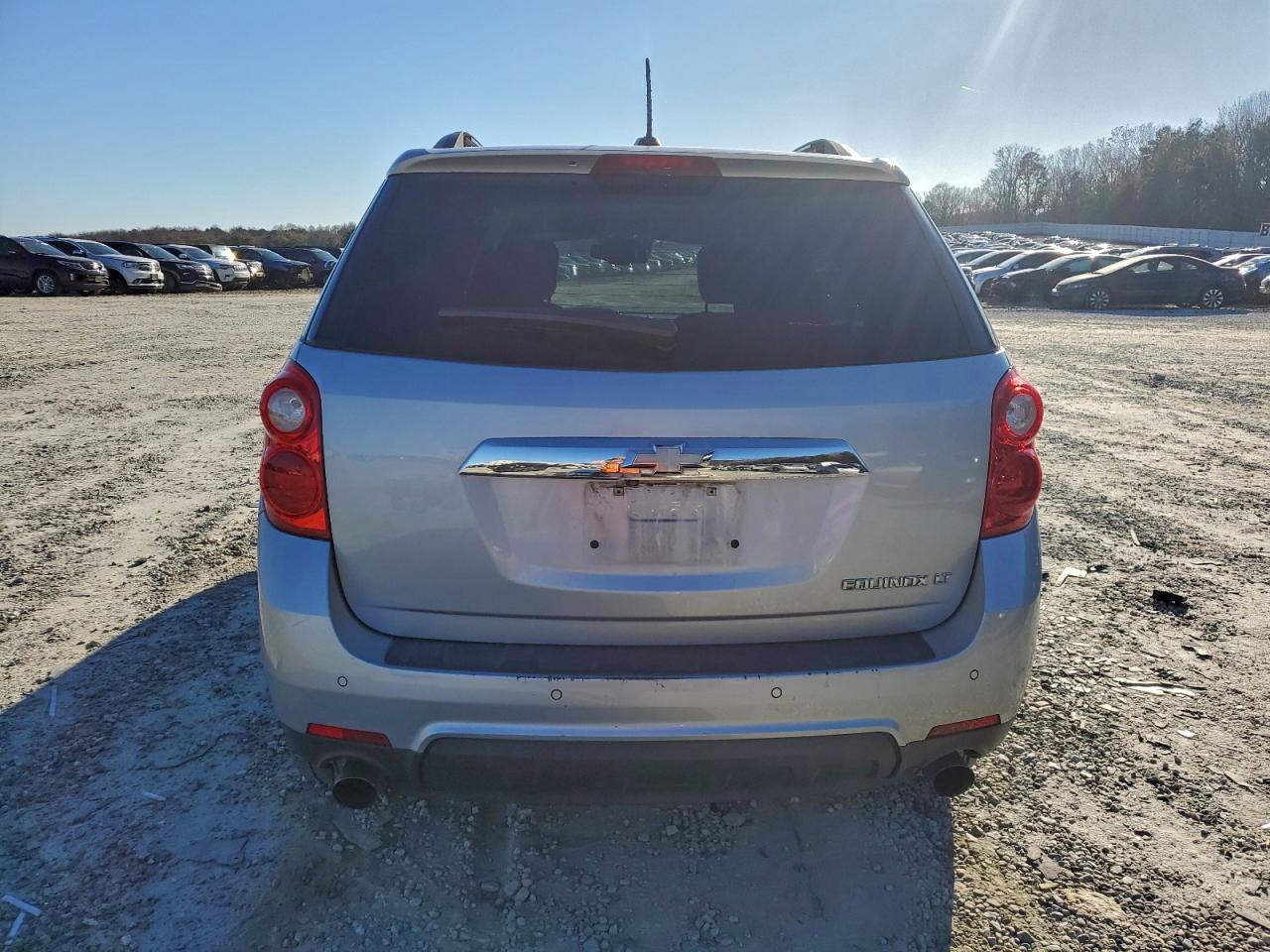 2015 CHEVROLET EQUINOX LT photo 6