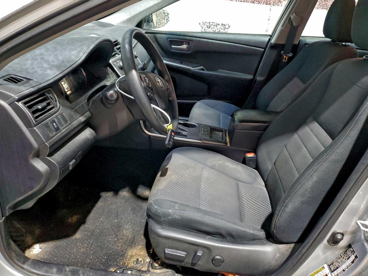 2016 TOYOTA CAMRY HYBRID photo 7