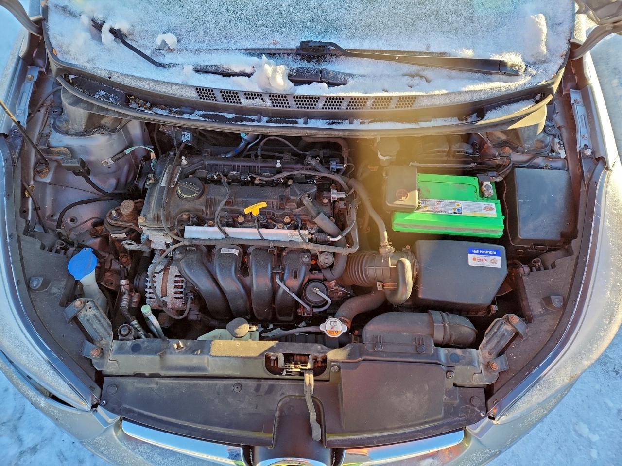 2015 HYUNDAI ELANTRA SE photo 11
