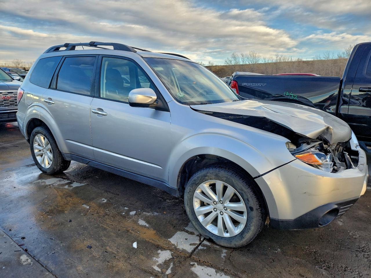 2013 SUBARU FORESTER 2.5X PREMIUM photo 4