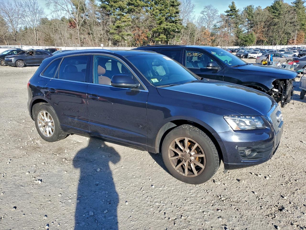 2012 AUDI Q5 PREMIUM PLUS photo 4