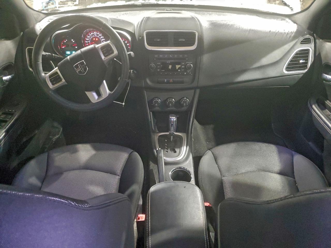 2011 DODGE AVENGER MAINSTREET photo 8