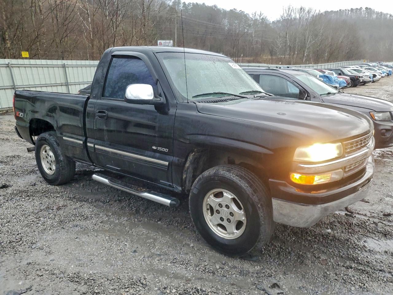 2002 CHEVROLET SILVERADO K1500 photo 4