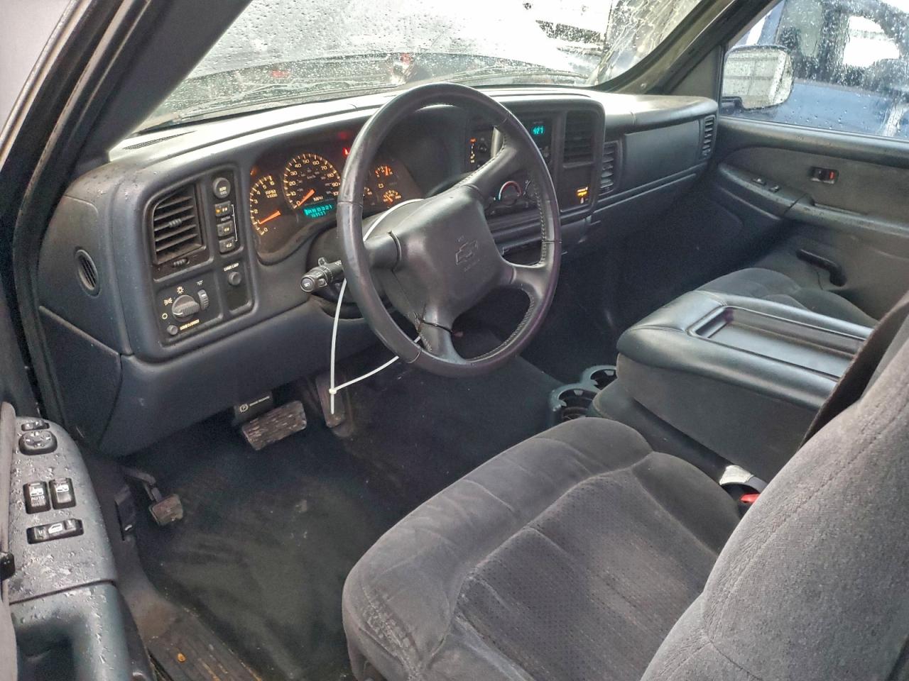 2002 CHEVROLET SILVERADO K1500 photo 8