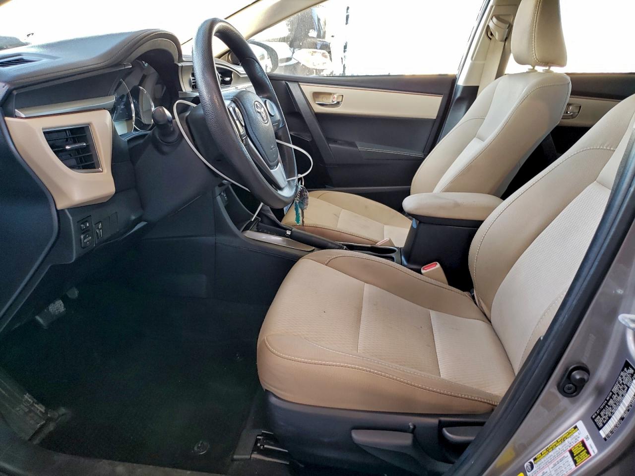 2016 TOYOTA COROLLA L photo 7