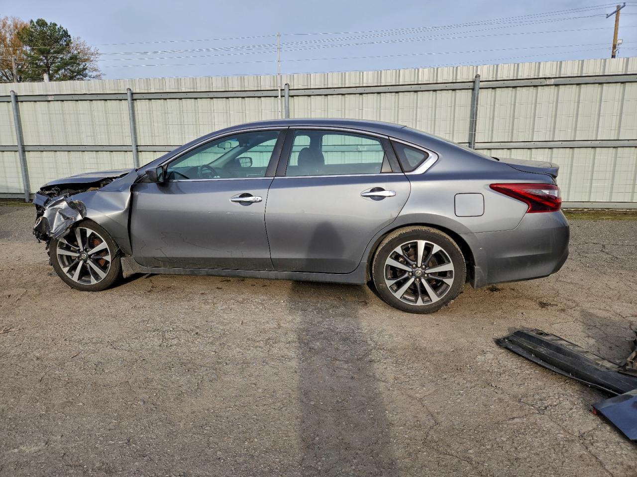 2017 NISSAN ALTIMA 2.5 photo 2