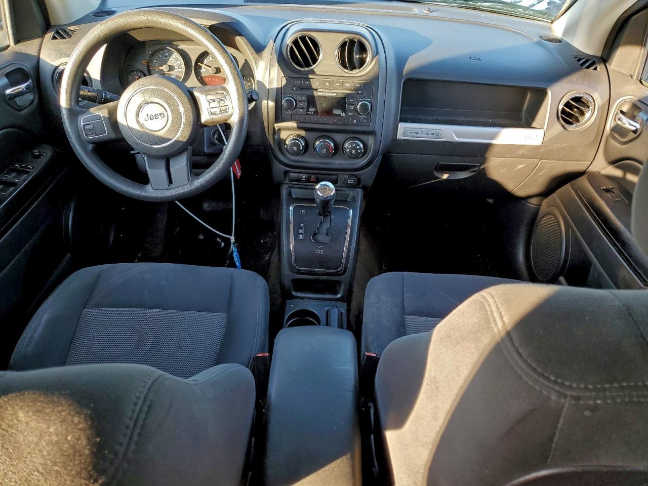 2017 JEEP COMPASS SPORT photo 8
