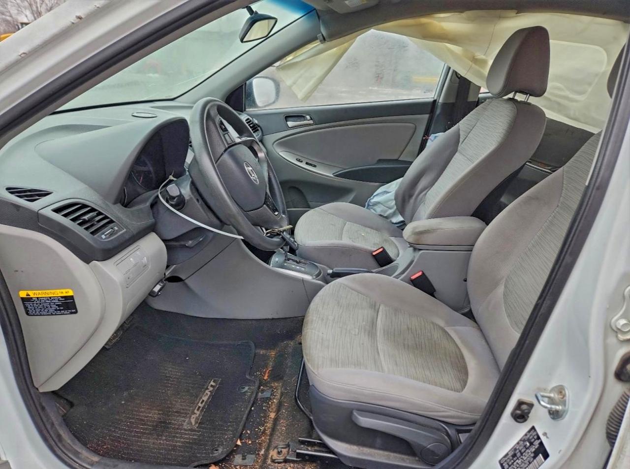 2016 HYUNDAI ACCENT SE photo 7