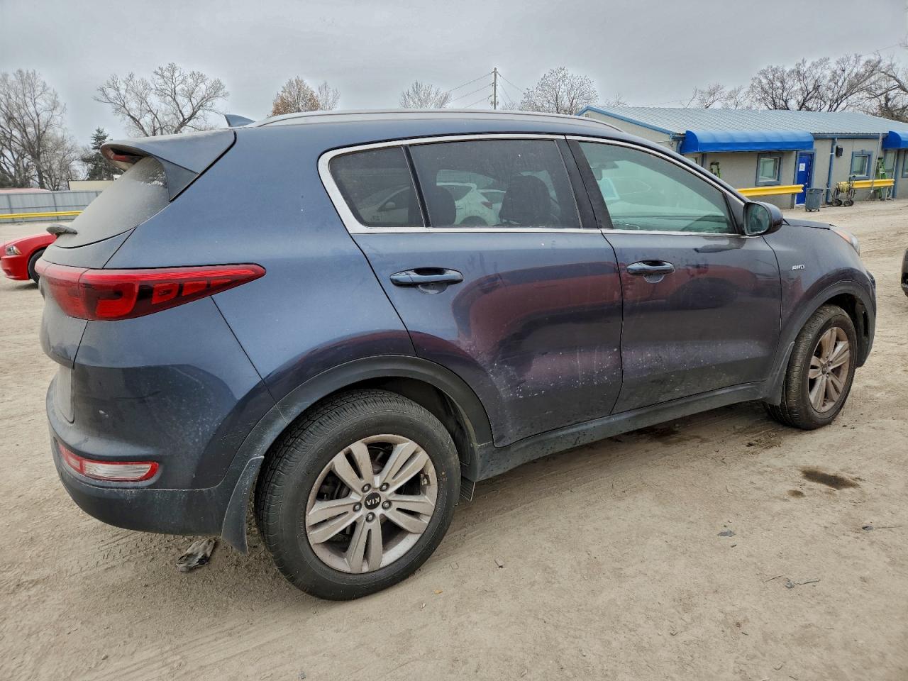 2018 KIA SPORTAGE LX photo 3