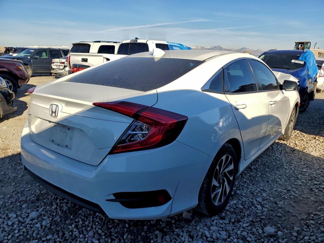 2017 HONDA CIVIC EX photo 3