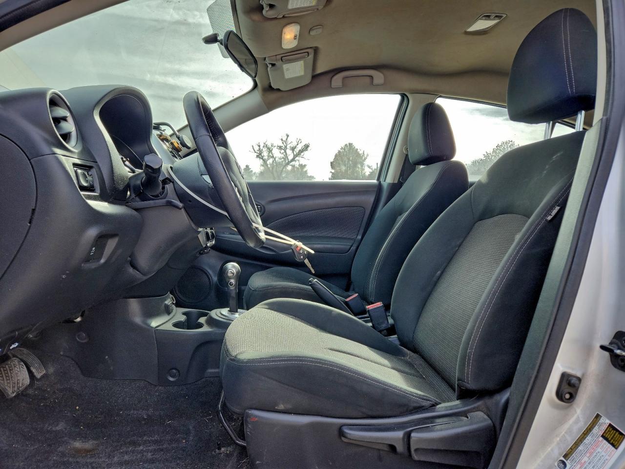 2018 NISSAN VERSA S photo 7