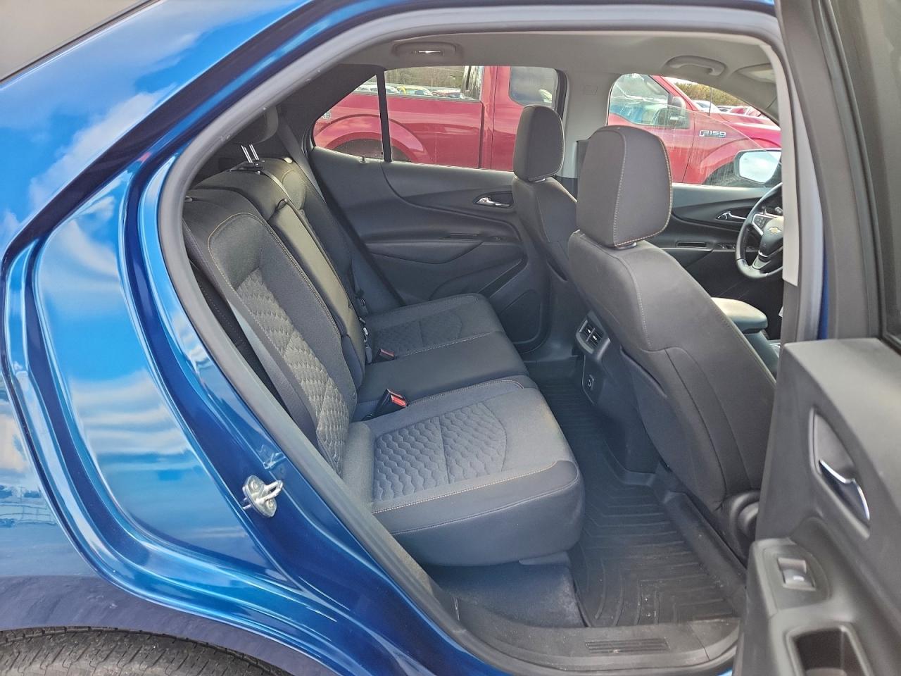 2021 CHEVROLET EQUINOX LT photo 11