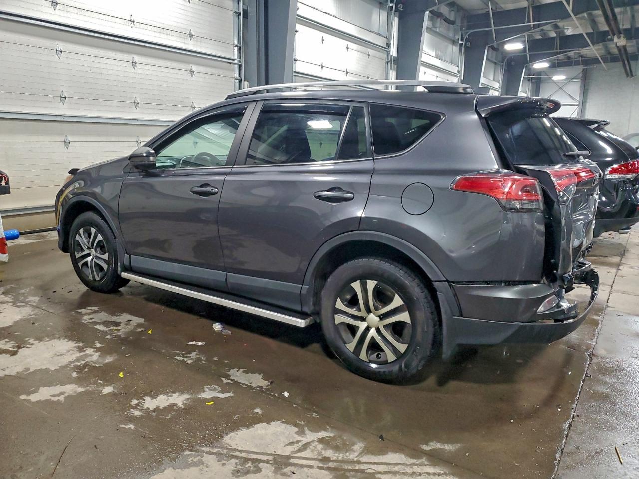 2017 TOYOTA RAV4 LE photo 2