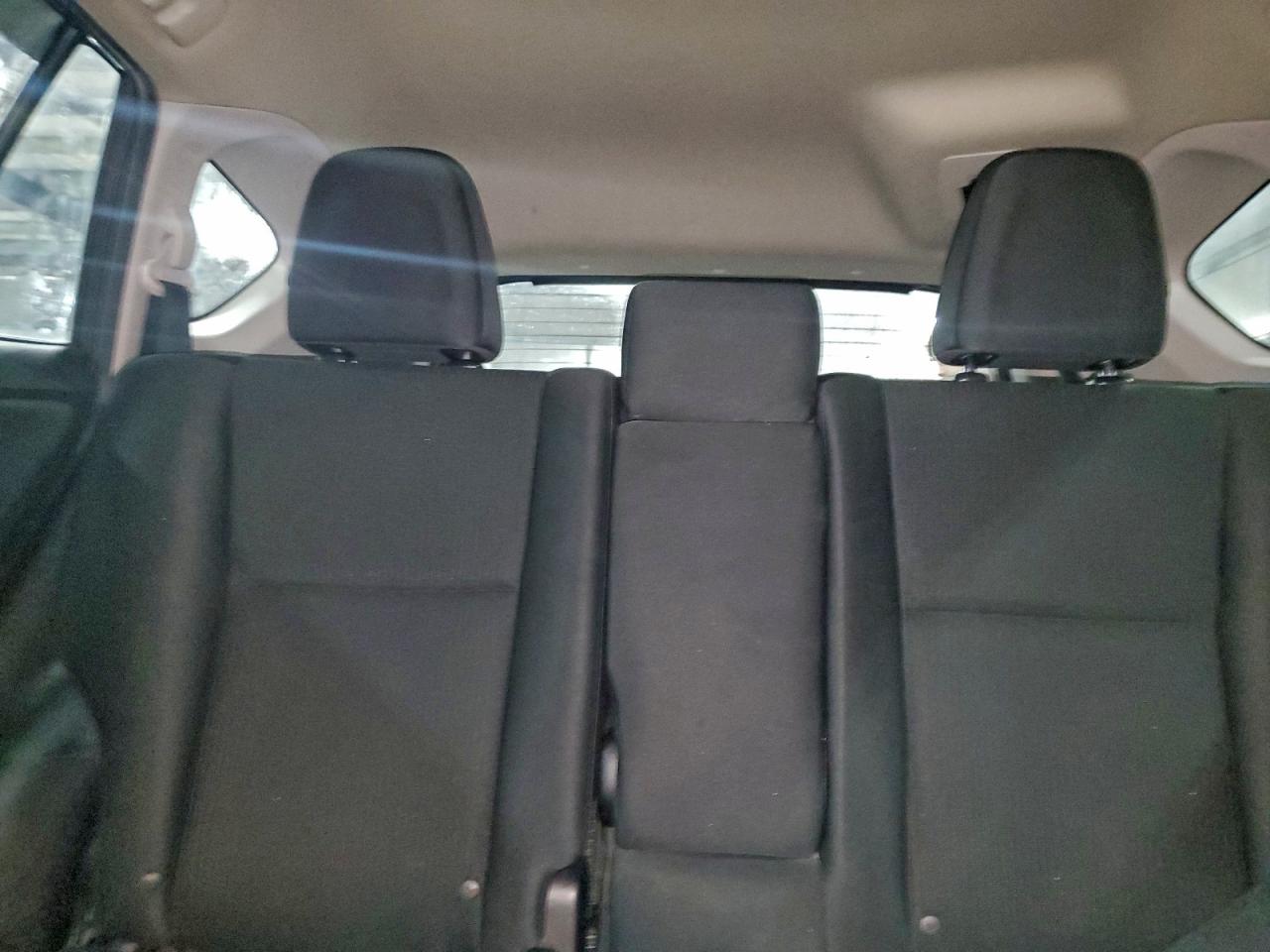 2017 TOYOTA RAV4 LE photo 10