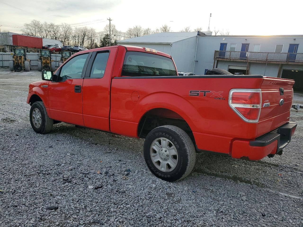 2013 FORD F150 SUPER CAB photo 2