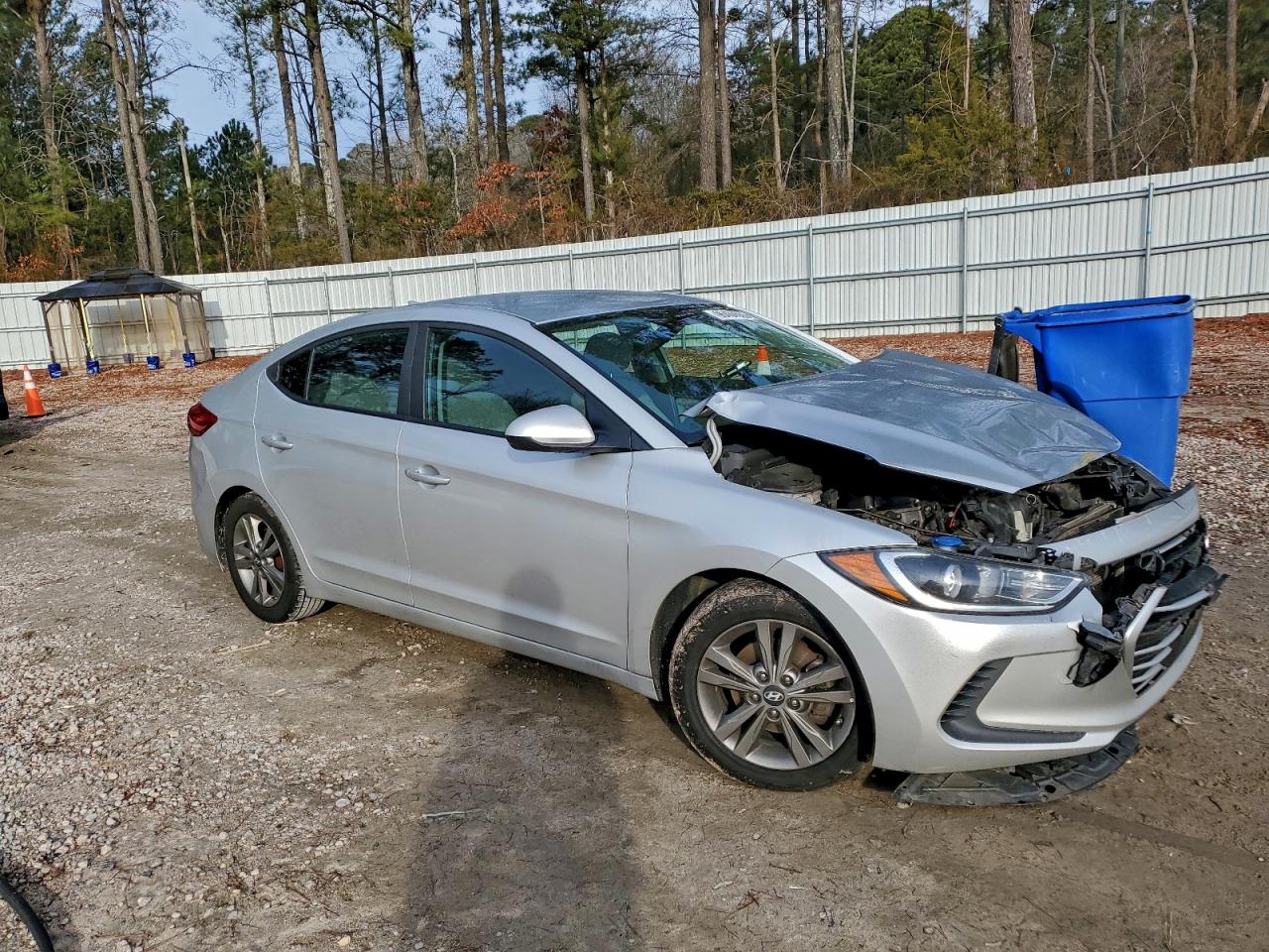 2018 HYUNDAI ELANTRA SEL photo 4