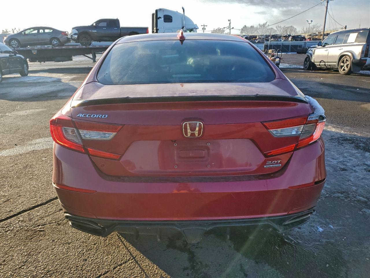 2018 HONDA ACCORD TOURING photo 6