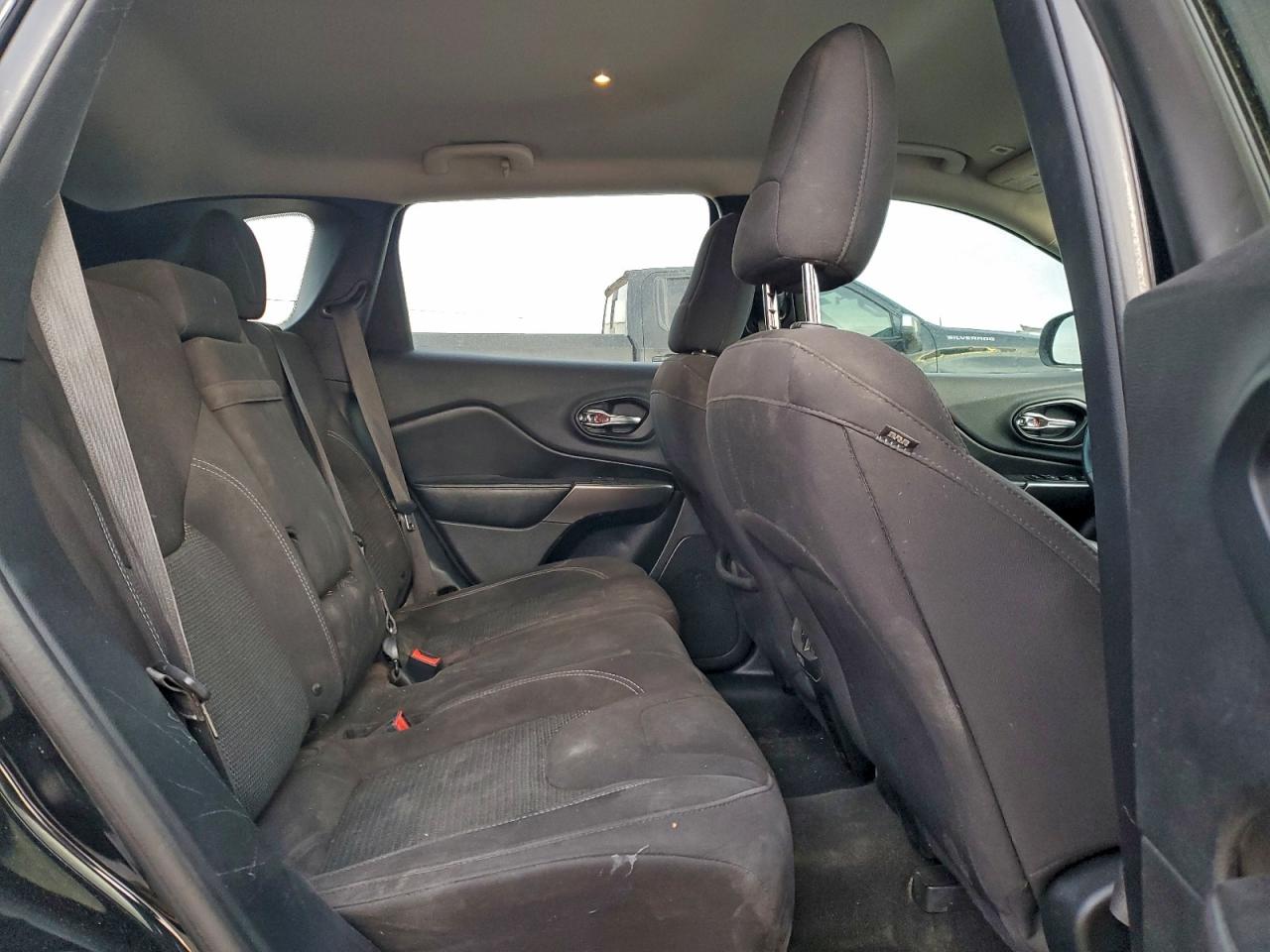 2019 JEEP CHEROKEE LATITUDE photo 11