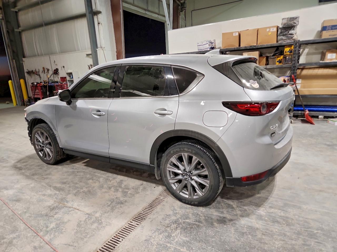 2020 MAZDA CX-5 GRAND TOURING photo 2