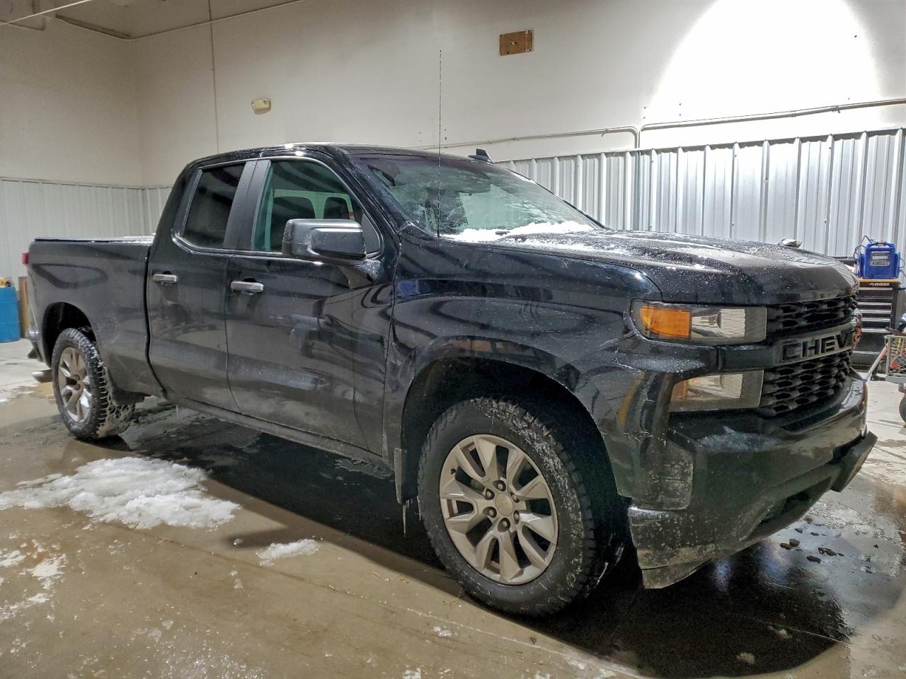 2019 CHEVROLET SILVERADO K1500 CUSTOM photo 4