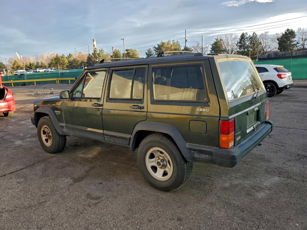 1996 JEEP CHEROKEE SPORT photo 2