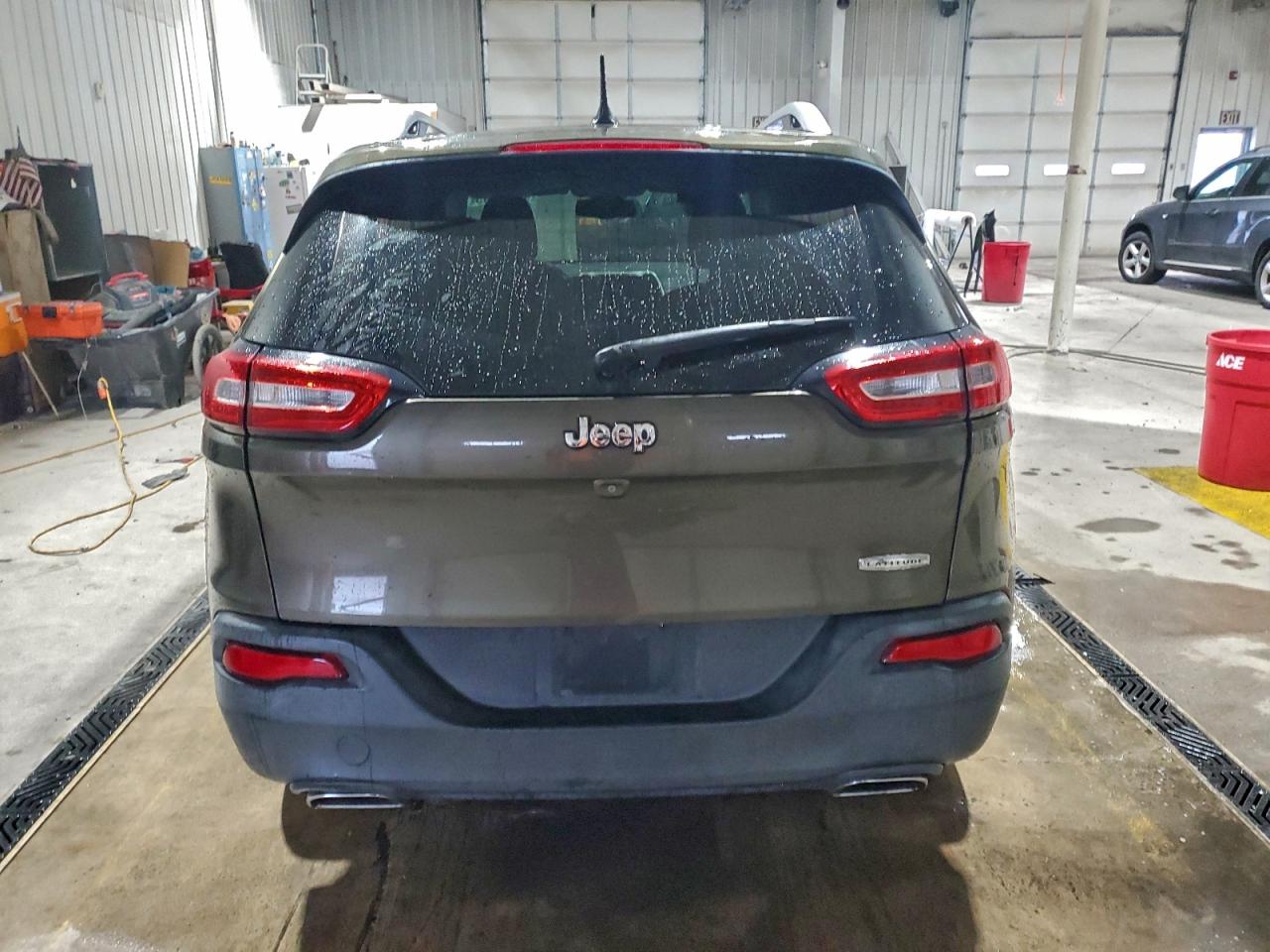 2015 JEEP CHEROKEE LATITUDE photo 6
