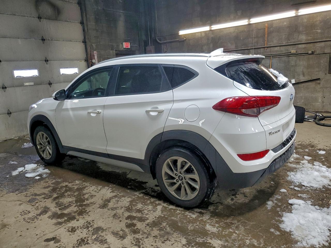 2018 HYUNDAI TUCSON SEL photo 2